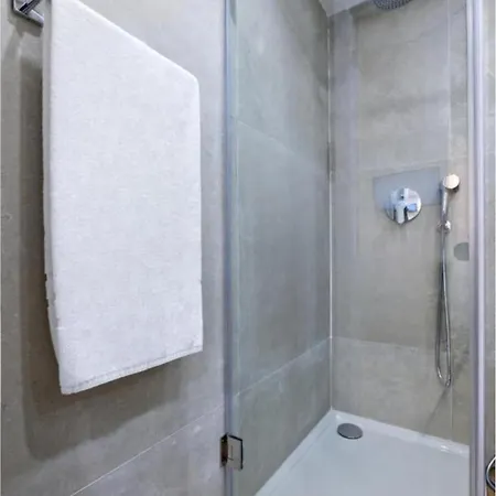Classy & Modern 2 Bedroom - Near Museu Do Fado 76685al Lisbon