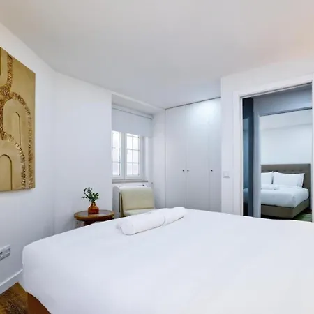 Classy & Modern 2 Bedroom - Near Museu Do Fado 76685al Apartment Lisbon